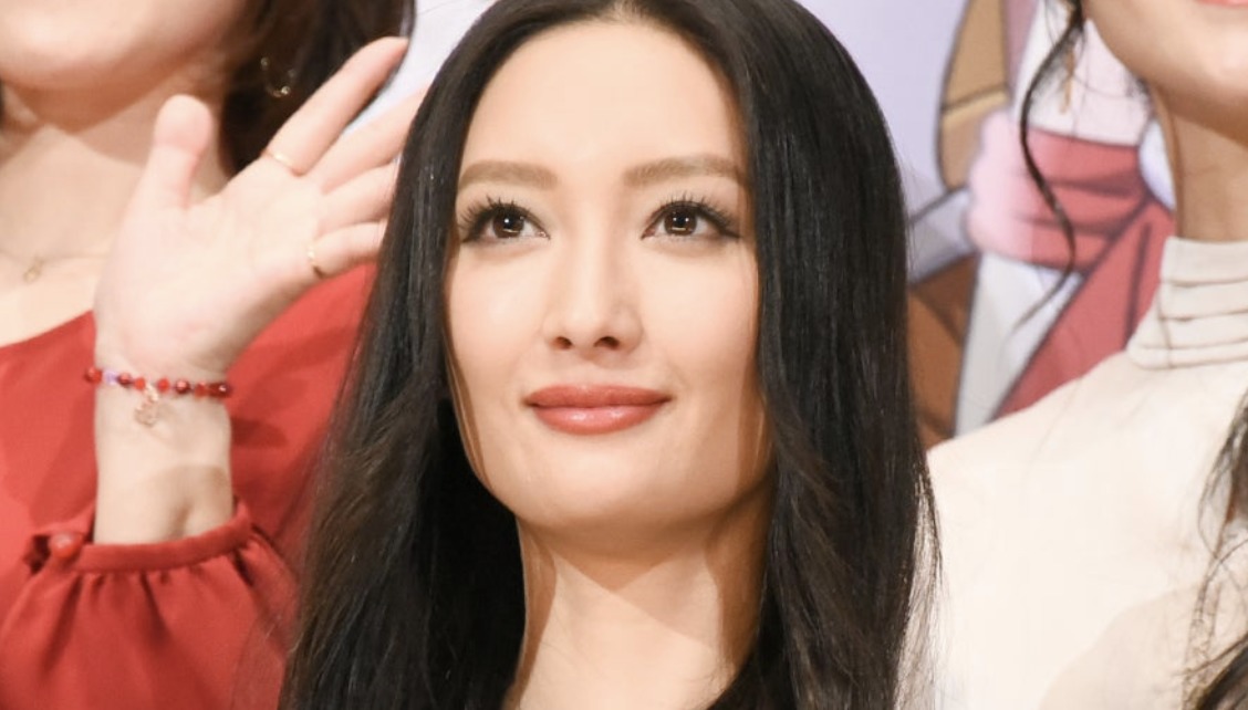 菜々緒さんの画像