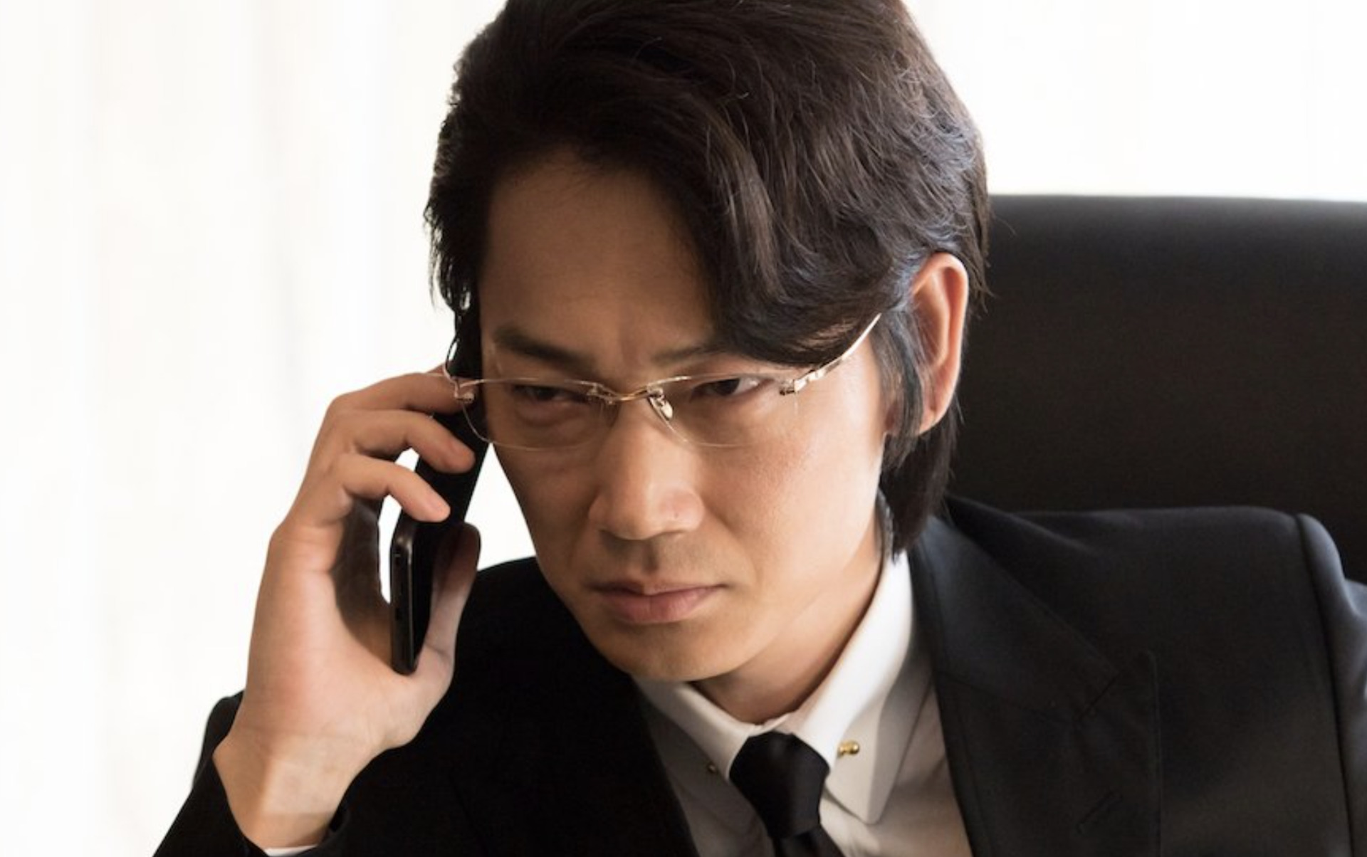 綾野剛さんの画像