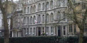 イギリスの日本大使館の画像