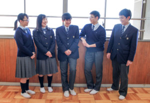 浜松市立高校の生徒の画像